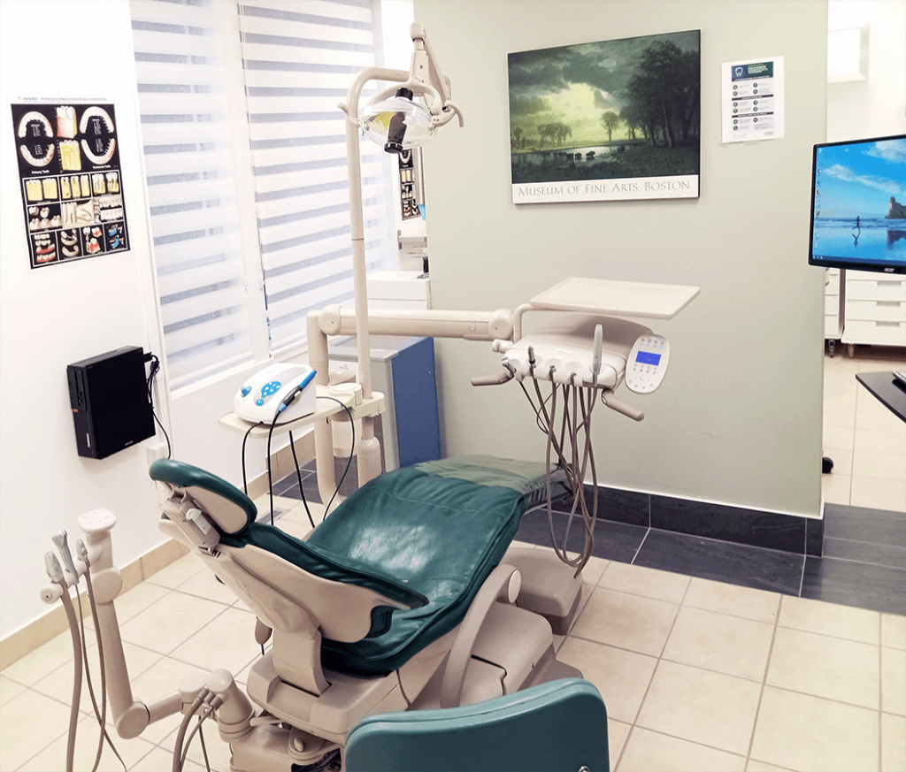 Montreal Westmount Dental Clinic Interior Room 3