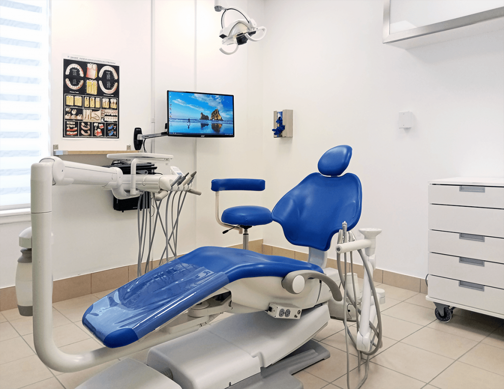 Montreal Westmount Dental Clinic Interior Room 4